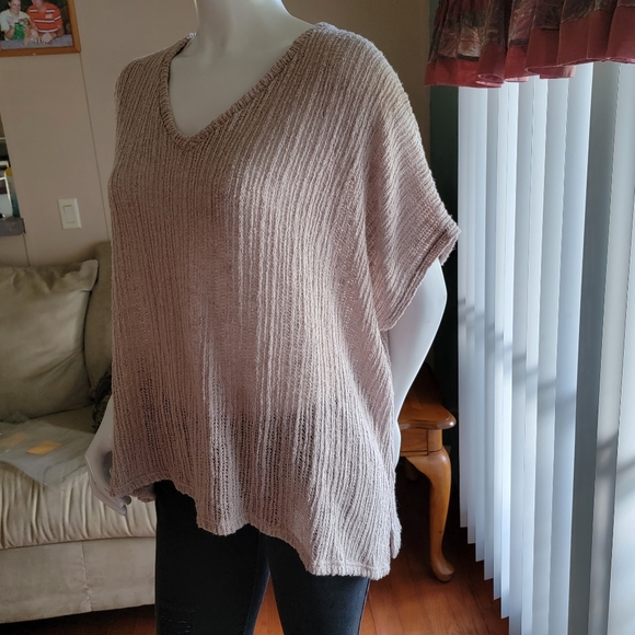 hopely Tops - Thin loose knit oversized top